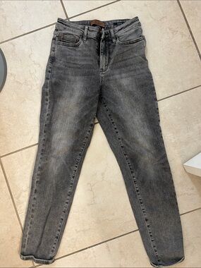 Women's High-Rise Washed Black Jeans